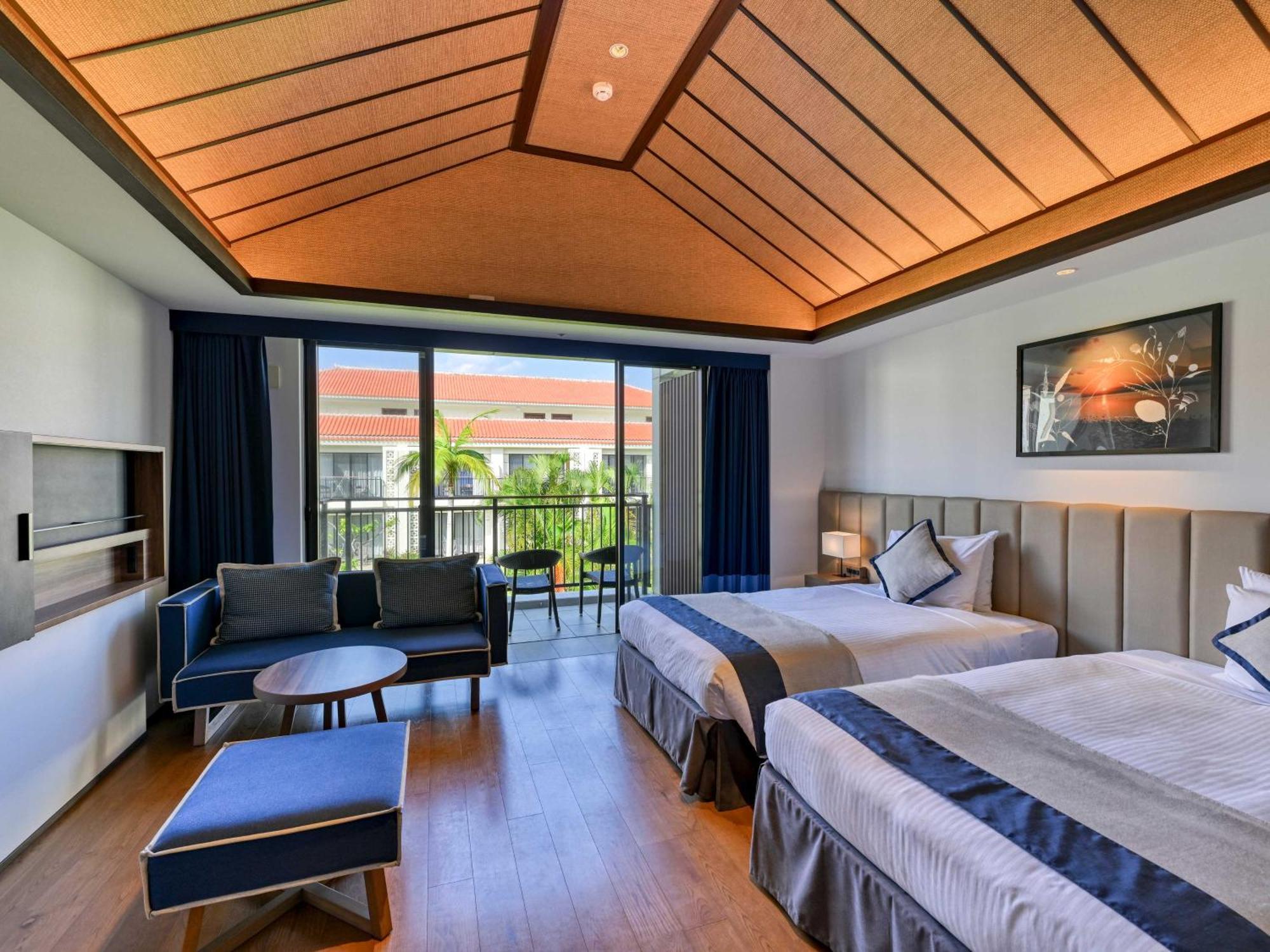Fusaki Beach Resort Hotel & Villas Ishigaki  Exterior photo